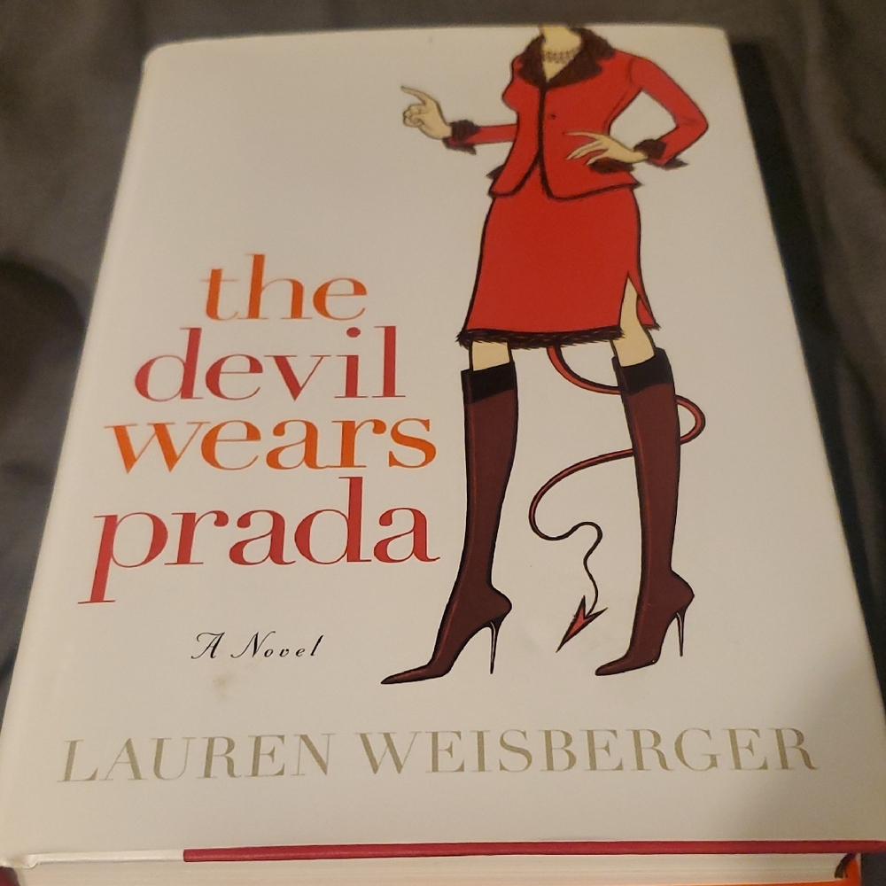 SIGNED The Devil Wears Prada HC 1st Ed 19th Print